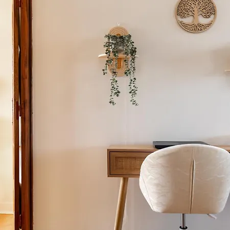Duplex De Charme Dans Un Cloitre Historique Parking Prive *