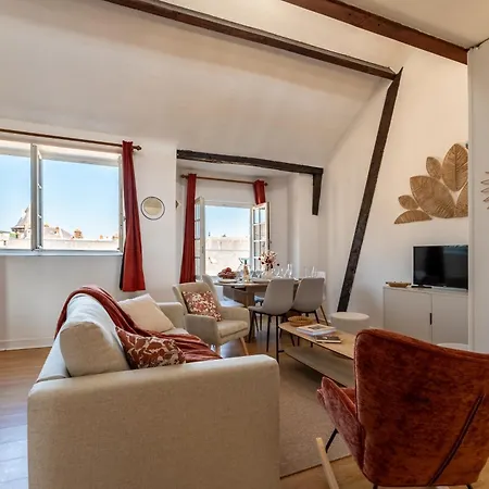 Duplex De Charme Dans Un Cloitre Historique Parking Prive