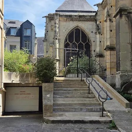 Duplex De Charme Dans Un Cloitre Historique Parking Prive Διαμέρισμα Ρουέν